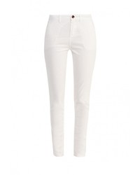 Белые узкие брюки от Bruebeck
