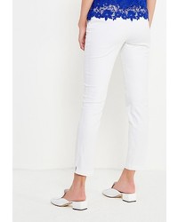 Белые узкие брюки от Dorothy Perkins