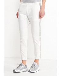 Белые узкие брюки от Imperial