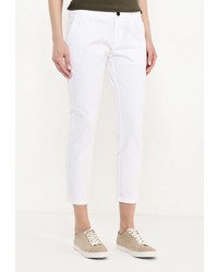 Белые узкие брюки от Silvian Heach