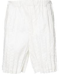 Мужские белые шорты от Issey Miyake