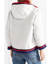 Женский белый бомбер от Moncler