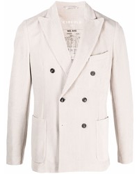 Белый двубортный пиджак в вертикальную полоску
