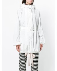 Женский белый дождевик от Moncler