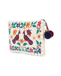 Белый клатч с вышивкой от Figue