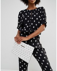 Белый клатч от Little Mistress