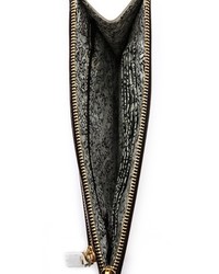 Белый кожаный клатч от Rebecca Minkoff