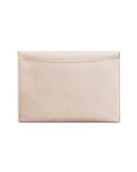 Белый кожаный клатч от Burberry