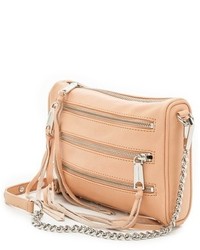 Белый кожаный клатч от Rebecca Minkoff