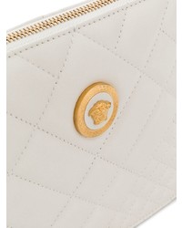 Белый кожаный стеганый клатч от Versace