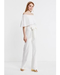 Белый комбинезон от CHIC