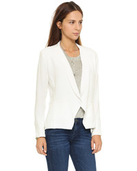 Женский белый пиджак от Flynn Skye