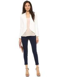 Женский белый пиджак от Blaque Label