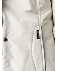 Женский белый пуховик от Woolrich