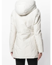 Женский белый пуховик от Woolrich