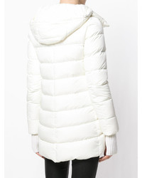 Женский белый пуховик от Herno