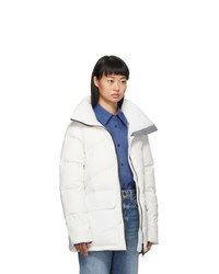 Женский белый пуховик от Canada Goose