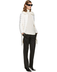 Женский белый пуховик от Moncler Gamme Rouge