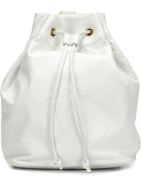 Женский белый рюкзак от Chanel