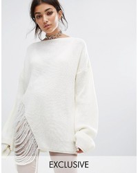 Белый свободный свитер