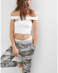 Белый укороченный топ от Boohoo