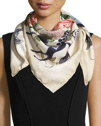 Белый шелковый шарф с цветочным принтом