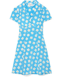 Бирюзовое шелковое платье прямого кроя с цветочным принтом
