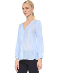 Голубая блузка с длинным рукавом от Veronica Beard