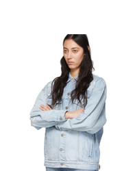 Женская голубая джинсовая куртка от Givenchy