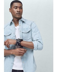 Мужская голубая джинсовая рубашка от Mango Man