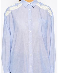 Женская голубая классическая рубашка из шамбре