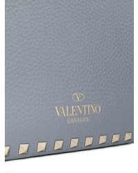 Голубая кожаная сумка через плечо с украшением от Valentino