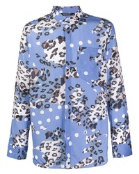 Голубая рубашка с длинным рукавом с леопардовым принтом