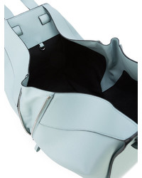 Женская голубая сумка от Loewe