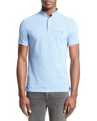 Голубая футболка-поло с вышивкой
