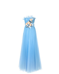 Голубое вечернее платье из фатина с вышивкой от Carolina Herrera