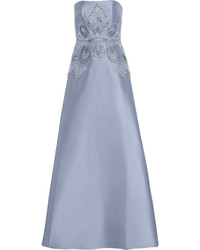 Голубое вечернее платье с украшением