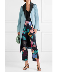 Женское голубое пальто от Stine Goya