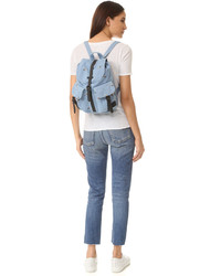 Женский голубой джинсовый рюкзак от Herschel