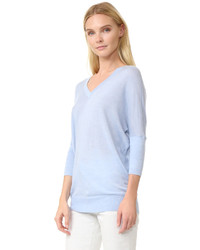 Женский голубой свитер с v-образным вырезом от Derek Lam