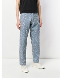 Мужские голубые джинсы с вышивкой от Telfar