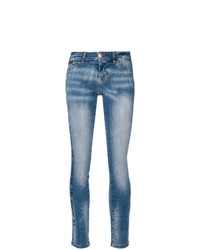 Голубые джинсы скинни с вышивкой от Philipp Plein