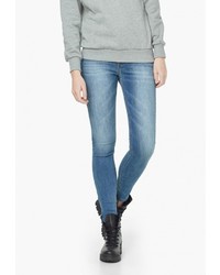 Голубые джинсы скинни от Mango