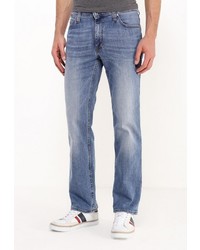 Мужские голубые джинсы от Mustang