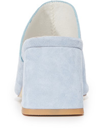 Голубые замшевые сабо от Jeffrey Campbell