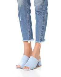 Голубые замшевые сабо от Jeffrey Campbell