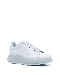 Мужские голубые кожаные низкие кеды от Alexander McQueen