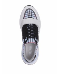 Мужские голубые кроссовки от Burberry