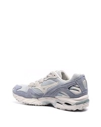 Мужские голубые кроссовки от Mizuno