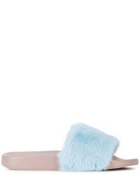 Голубые меховые сандалии на плоской подошве от Dolce & Gabbana
